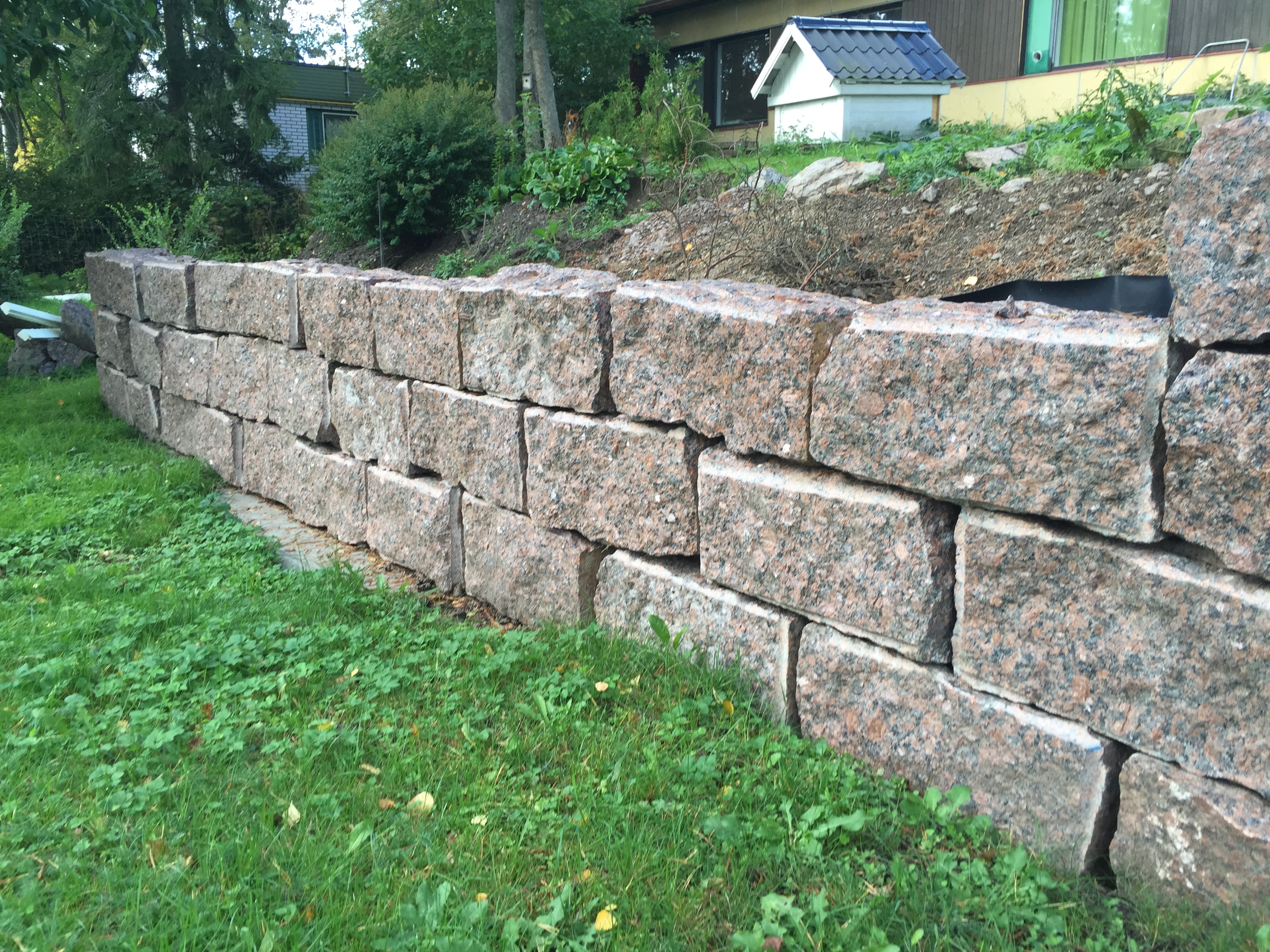 300x300x600 Lohkomuurikivi&auml;